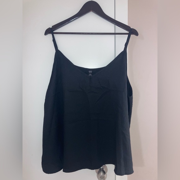 Shein flowy tank - Picture 2 of 2